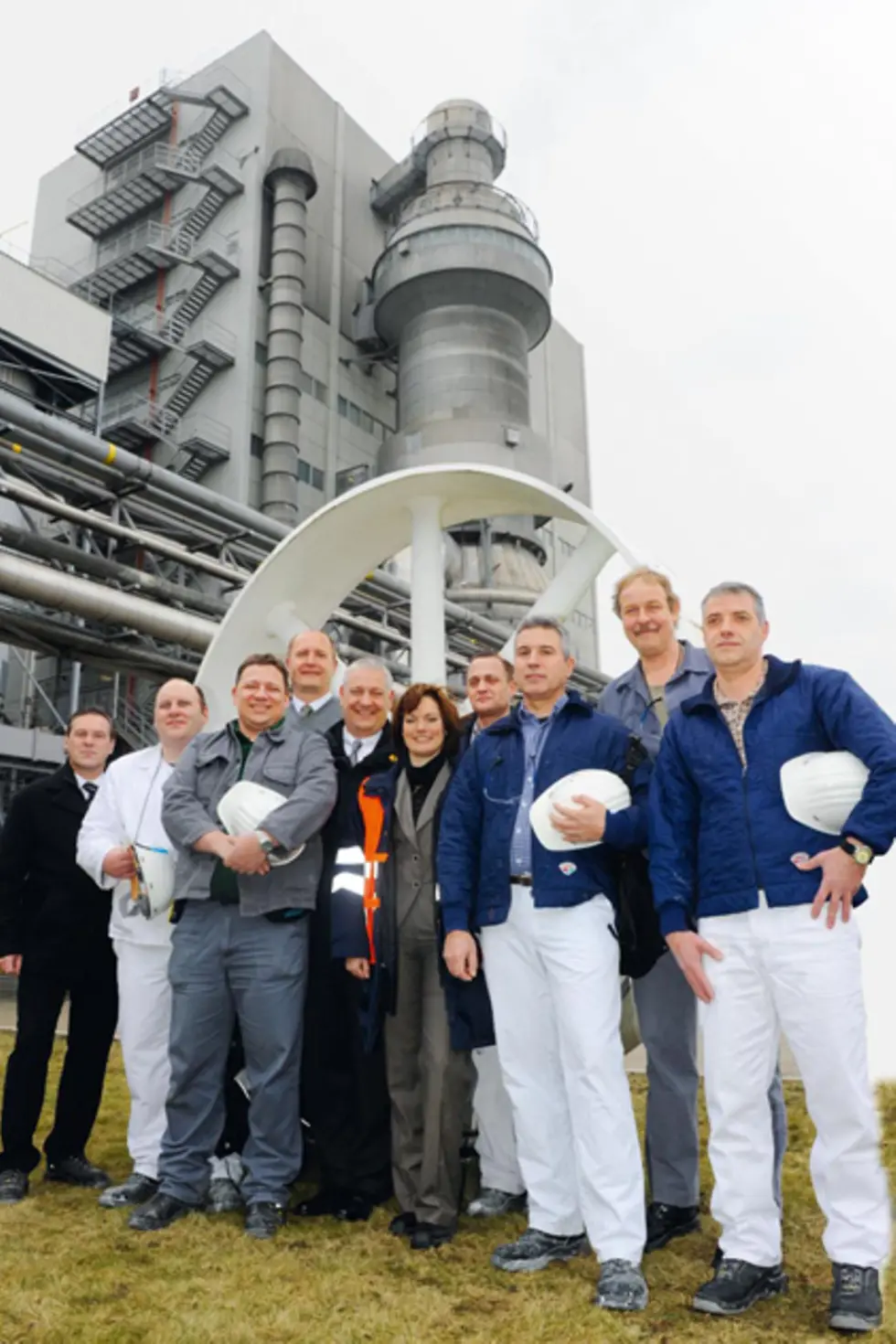 Nachhaltig und effizient: Mit der Idee, bei der Reinigung des Sprühturms in der Waschmittelproduktion auf Frischwasser und Druckluft zu verzichten, optimierten neun Mitarbeiter den Reinigungsprozess und trugen zur Nachhaltigkeitsstrategie von Henkel bei