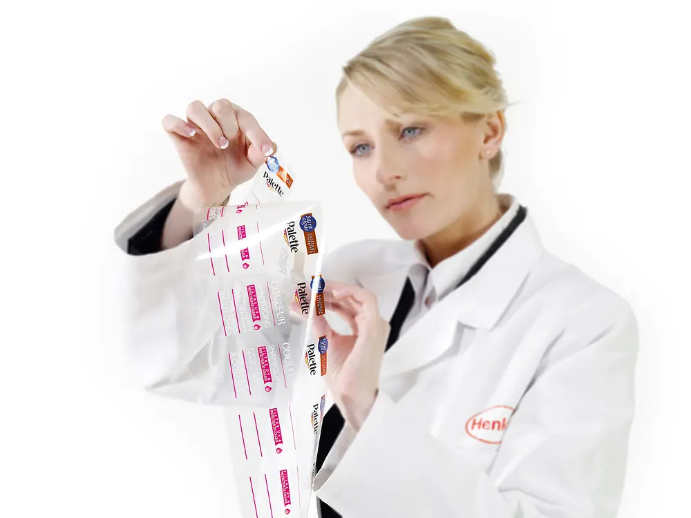 
Aquence PS 6025: PSA zur Verklebung transparenter Folien auf transparenten Substraten